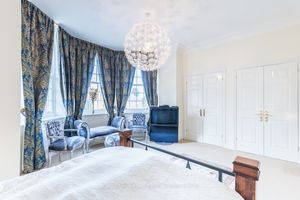 Photo 6- click for photo gallery